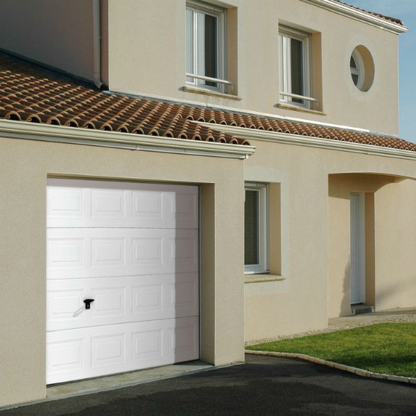 Porte de garage sectionnelle pour votre maison