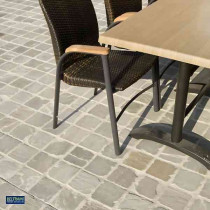Pavés en grès gris Kandla 14 x 14 x 5 à 7 cm surface brute, le M2